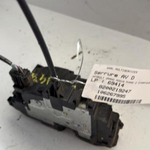 Serrure avant droit RENAULT GRAND MODUS PHASE 2 Diesel - Image 1