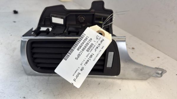 Aerateur tableau de bord avant gauche AUDI A7 1 SPORTBACK PHASE 1 Essence - Image 1