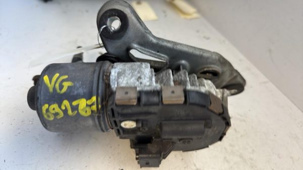 Moteur essuie glace avant gauche PEUGEOT 407 PHASE 1 BREAK Diesel - Image 3