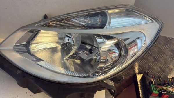 Optique avant principal gauche (feux)(phare) RENAULT CLIO 3 PHASE 1 Essence - Image 3