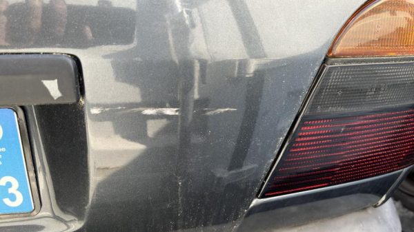 Malle/Hayon arriere VOLKSWAGEN GOLF 3 Diesel - Image 1