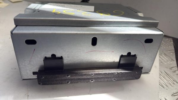Autoradio d'origine FORD FIESTA 6 PHASE 1 Diesel - Image 4