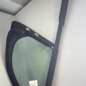 Custode avant gauche (porte) CITROEN C3 2 PHASE 1 Diesel - Image 1