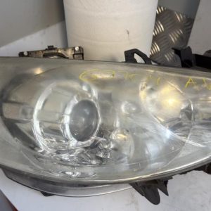 Optique avant principal droit (feux)(phare) PEUGEOT 307 PHASE 1 BREAK Diesel - Image 1