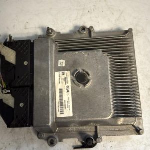 Calculateur moteur PEUGEOT 2008 2 Essence - Image 1