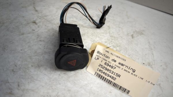 Bouton de warning DACIA LOGAN MCV 1 PHASE 2 BREAK Diesel - Image 3