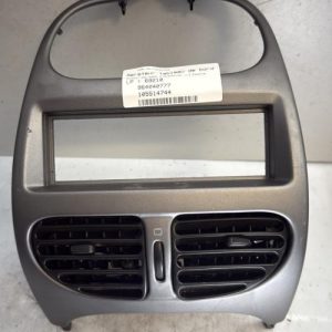 Aerateur tableau de bord PEUGEOT 206 PHASE 2 Essence - Image 1