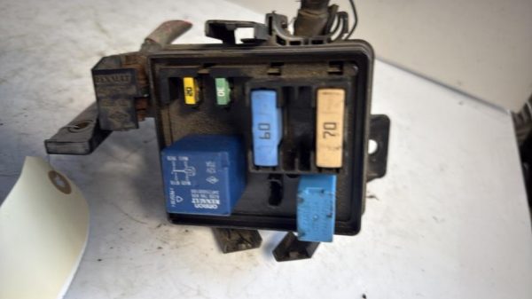 Porte fusible RENAULT GRAND SCENIC 4 Diesel - Image 1