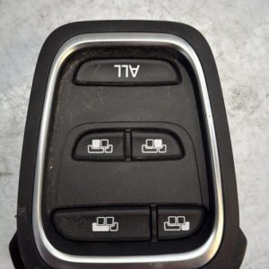 Bouton/Interrupteur RENAULT GRAND SCENIC 4 Diesel - Image 1