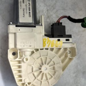 Moteur leve vitre avant droit AUDI A5 1 COUPE PHASE 1 Diesel - Image 1