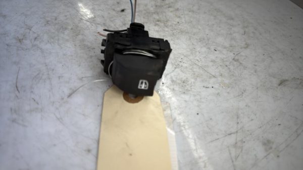 Interrupteur de leve vitre avant droit RENAULT MEGANE 3 PHASE 2 - Image 3