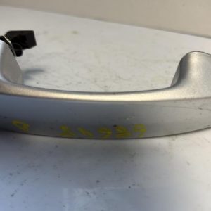 Poignee porte avant droit FORD FIESTA 6 PHASE 1 Diesel - Image 1
