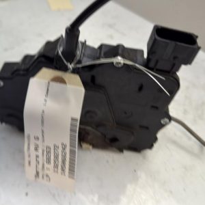Serrure avant gauche OPEL CORSA D PHASE 1 Essence - Image 1