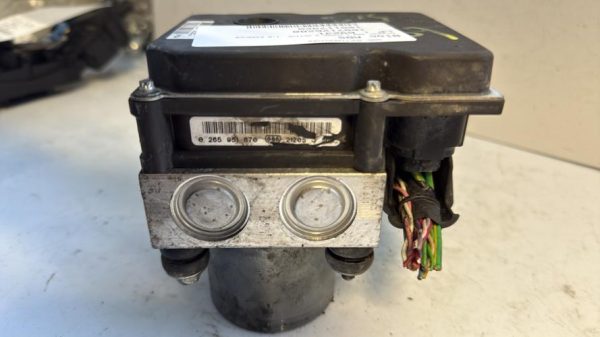 Bloc ABS (freins anti-blocage) PEUGEOT 308 1 PHASE 2 Essence - Image 2