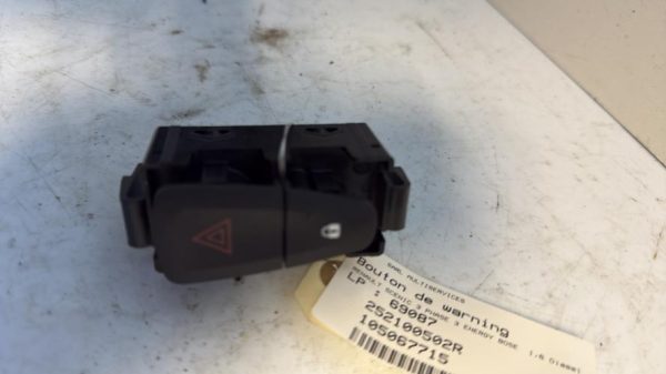 Bouton de warning RENAULT SCENIC 3 PHASE 3 Diesel - Image 3