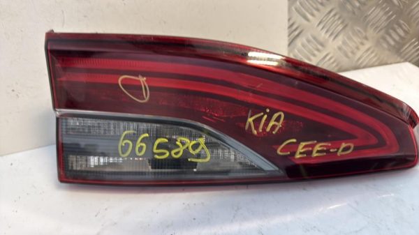 Feu arriere secondaire droit (feux) KIA CEE-D 3 PHASE 1 Essence - Image 1