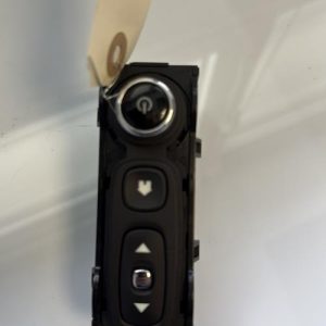Commande autoradio RENAULT TRAFIC 3 COURT PHASE 1 Diesel - Image 1