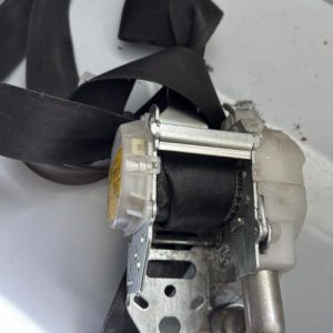 Ceinture avant gauche TOYOTA RAV4 3 PHASE 1 Diesel - Image 1