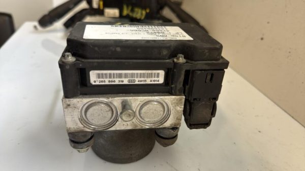 Bloc ABS (freins anti-blocage) NISSAN MICRA 3 PHASE 1 Essence - Image 3