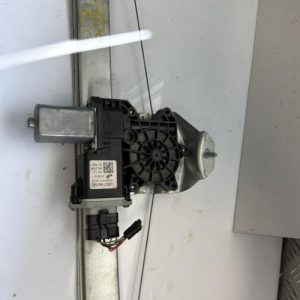 Leve vitre electrique avant gauche RENAULT TRAFIC 3 COURT PHASE 1 Diesel - Image 1