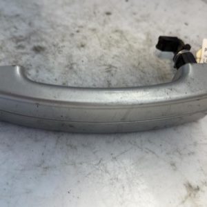 Poignee porte avant gauche FORD C-MAX 1 PHASE 1 Diesel - Image 1