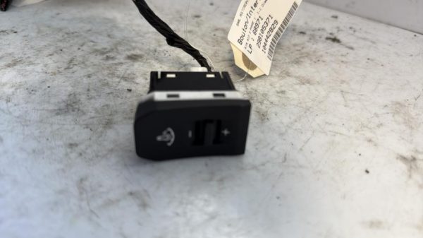 Bouton/Interrupteur KIA RIO 3 PHASE 1 Diesel - Image 1