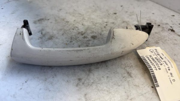 Poignee porte avant droit VOLKSWAGEN PASSAT 5 CC COUPE Diesel - Image 1