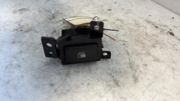 Bouton/Interrupteur NISSAN 350 Z CABRIOLET Essence - Image 1
