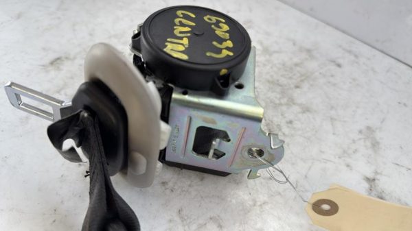 Ceinture arriere centrale RENAULT CLIO 4 PHASE 1 BREAK Diesel - Image 3