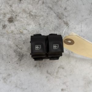 Interrupteur de leve vitre avant gauche RENAULT CLIO 4 PHASE 1 BREAK Diesel - Image 1