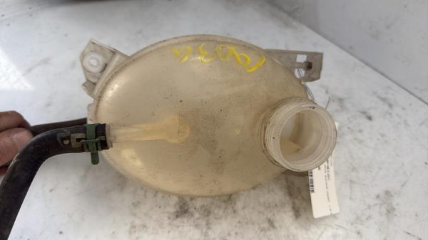 Vase d'expansion RENAULT CLIO 4 PHASE 1 BREAK Diesel - Image 1