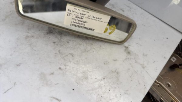 Retroviseur interieur RENAULT CLIO 4 PHASE 1 BREAK Diesel - Image 1