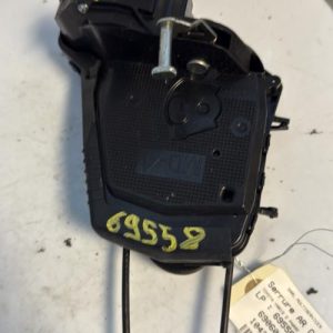 Serrure arriere gauche TOYOTA YARIS 2 PHASE 1 Diesel - Image 1