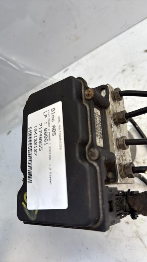 Bloc ABS (freins anti-blocage) FIAT PANDA 2 PHASE 1 Diesel - Image 3