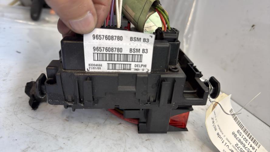 Boitier servitude moteur (BSM) CITROEN XSARA PICASSO PHASE 2 Diesel - Image 2