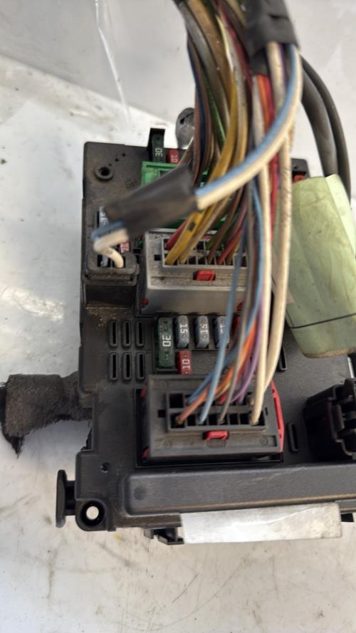 Boitier servitude moteur (BSM) CITROEN XSARA PICASSO PHASE 2 Diesel - Image 4