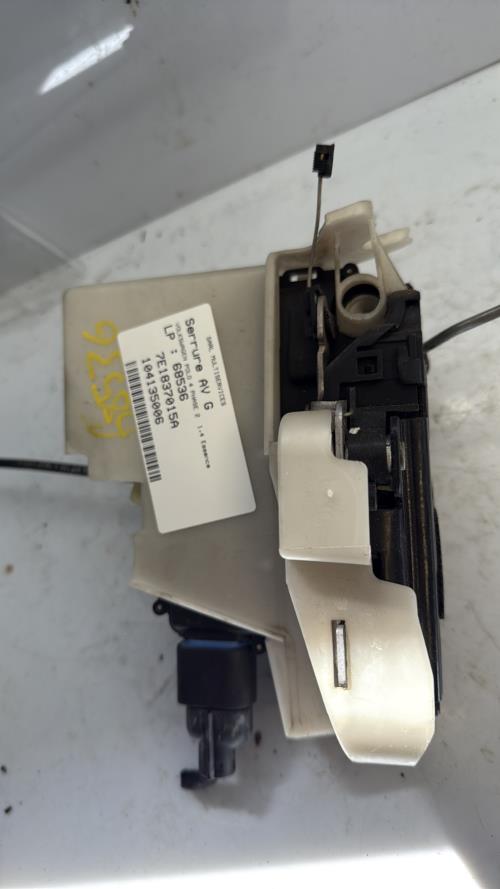 Serrure avant gauche VOLKSWAGEN POLO 4 PHASE 2 Essence - Image 2
