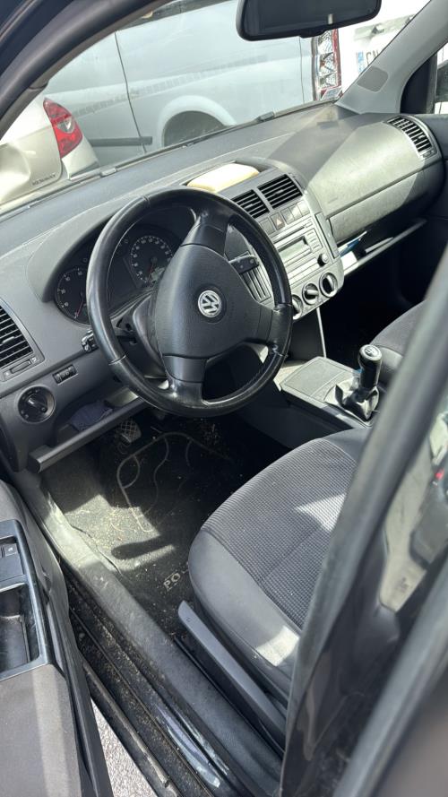 Serrure avant gauche VOLKSWAGEN POLO 4 PHASE 2 Essence - Image 6