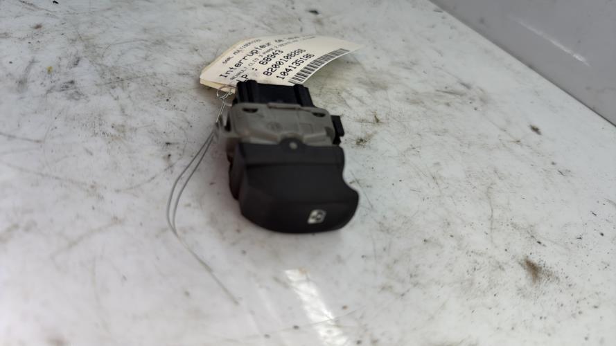 Interrupteur de leve vitre avant droit RENAULT CLIO 3 PHASE 2 Diesel - Image 1