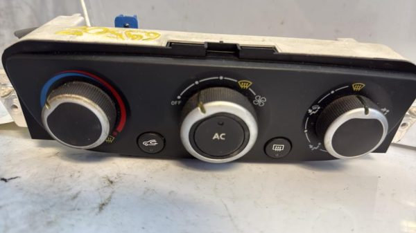 Commande chauffage RENAULT MEGANE 3 PHASE 1 Diesel - Image 2