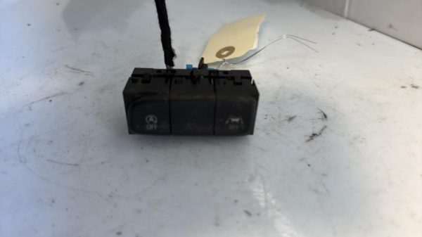 Bouton/Interrupteur OPEL CORSA F Essence - Image 1