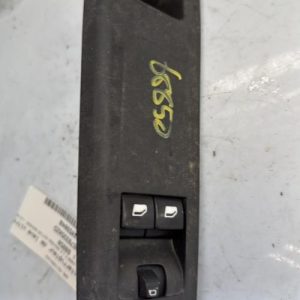 Interrupteur de leve vitre avant gauche OPEL CORSA F Essence - Image 1