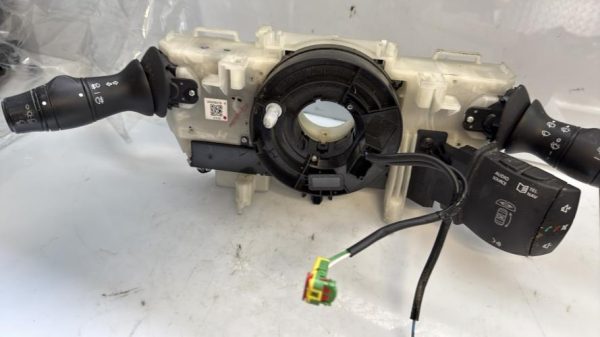 Com (Bloc Contacteur Tournant+Commodo Essuie Glace+Commodo Phare) RENAULT MEGANE 3 PHASE 1 Diesel - Image 1