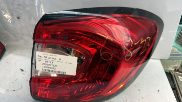 Feu arriere principal droit (feux) RENAULT CAPTUR 1 PHASE 1 Diesel - Image 2