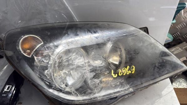 Optique avant principal droit (feux)(phare) OPEL ZAFIRA B PHASE 1 Diesel - Image 2