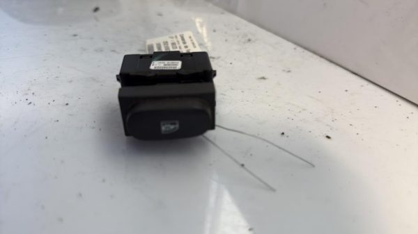 Commande de fermeture centralisee RENAULT CAPTUR 1 PHASE 1 Diesel - Image 1