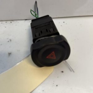 Bouton de warning DACIA DUSTER 1 PHASE 1 Diesel - Image 3