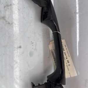 Poignee porte arriere droit MERCEDES CLASSE A 176 PHASE 1 Diesel - Image 1