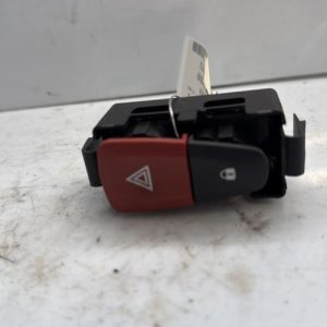 Bouton de warning RENAULT MEGANE 3 PHASE 1 Diesel - Image 1