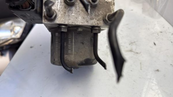 Bloc ABS (freins anti-blocage) SEAT LEON 2 PHASE 1 Diesel - Image 3